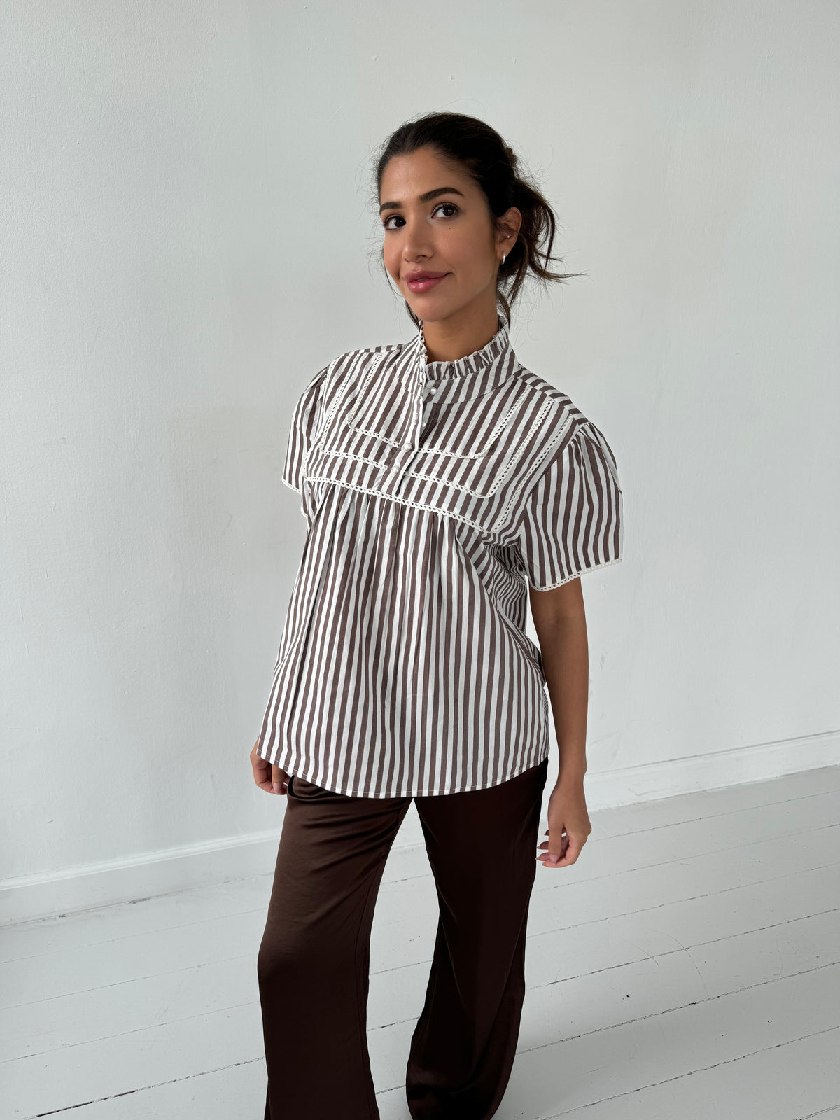 Isabella brown blus